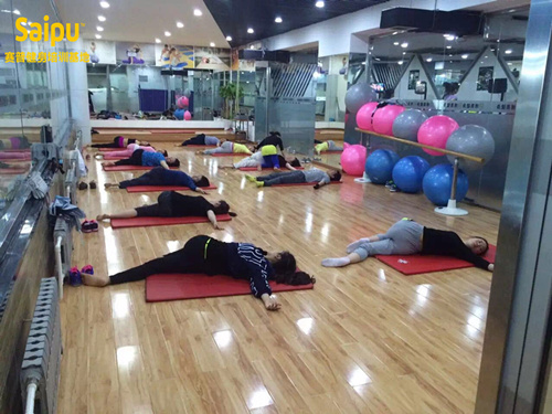 女生做健身教练好不好