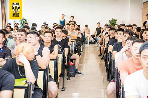 安徽有专业健身教练培训班吗 安徽有专业健身教练培训班吗