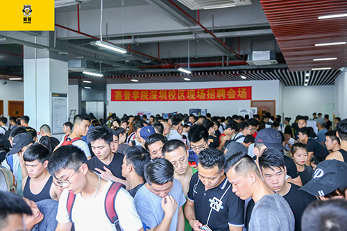 河南学健身教练培训后工资高吗