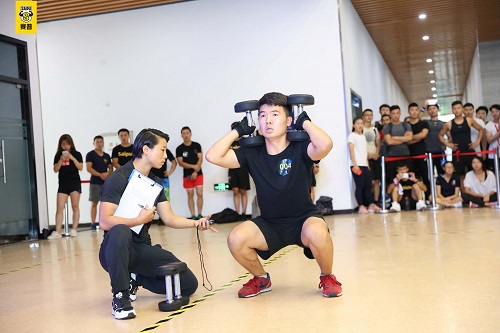 学健身教练需要多少钱