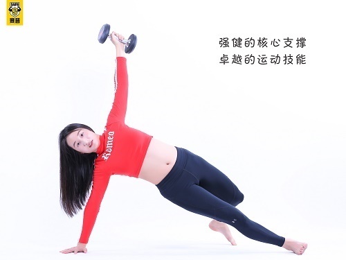 女生无基础学健身教练需要多长时间