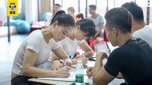 女生做私人健身教练有哪些优势