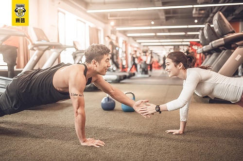 赛普健身学员训练 赛普健身学员训练