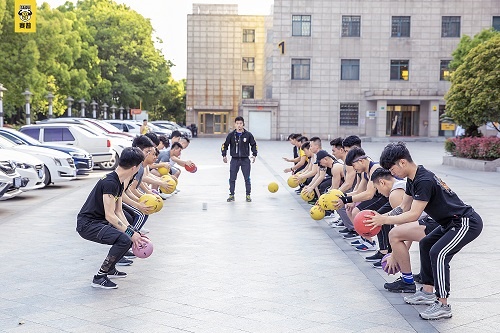 赛普健身上海校区药球训练 赛普健身上海校区药球训练