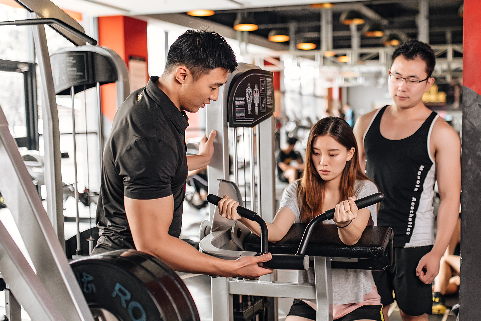 在上海做健身教练需要什么条件