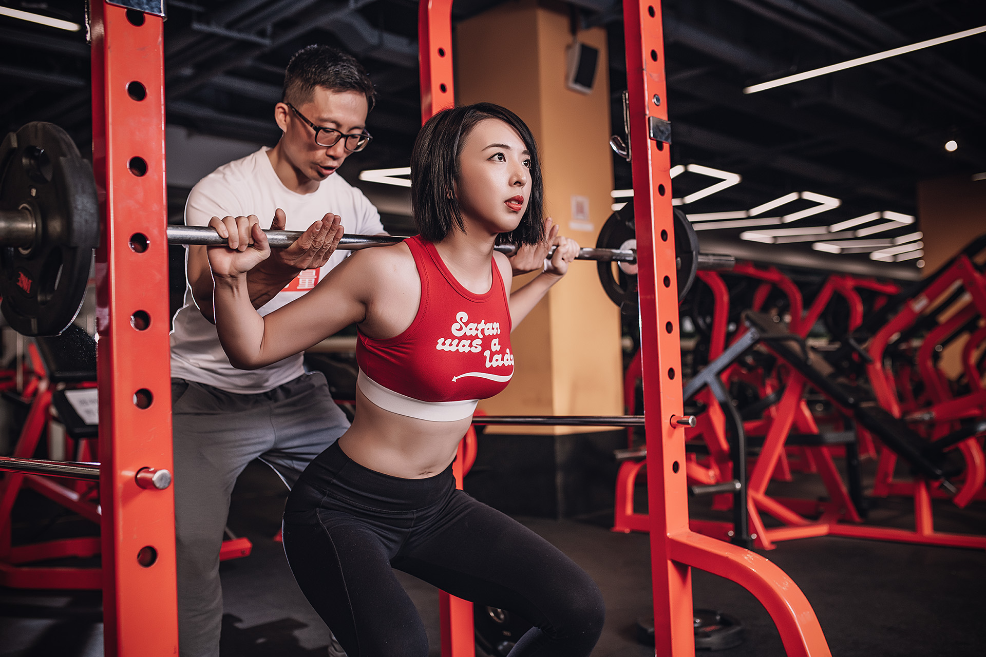 赛普健身教练培训基地学员在训练