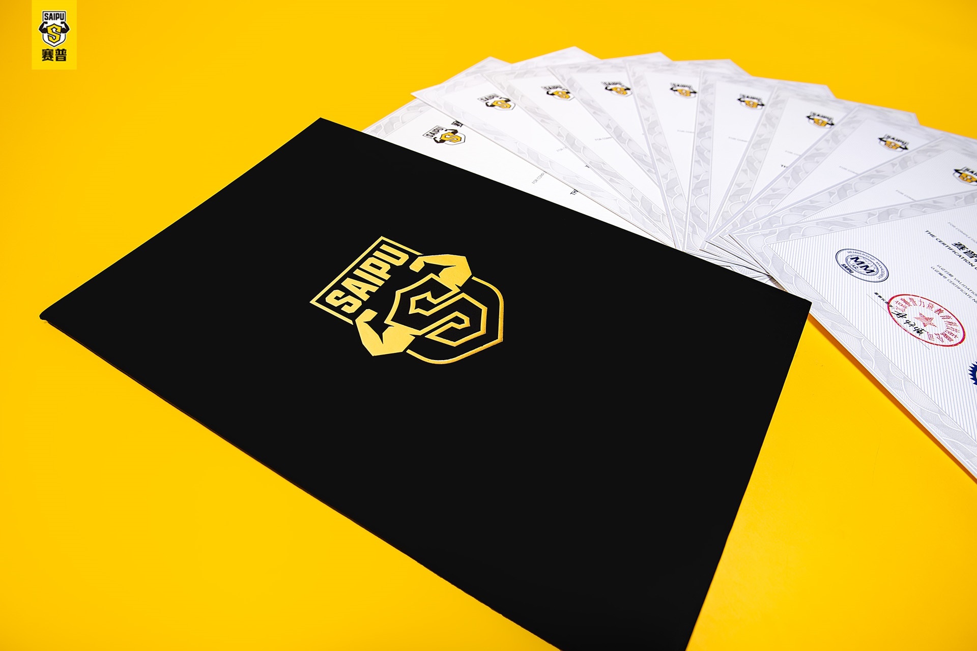 考健身教练资格证需要具备什么条件 考健身教练资格证需要具备什么条件