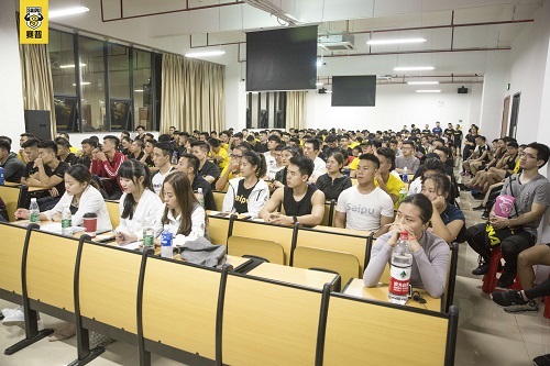 学健身教练需要什么条件和要求