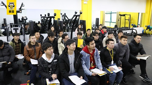 做健身教练需要什么条件