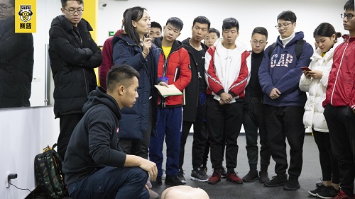 学私人健身教练需要什么条件