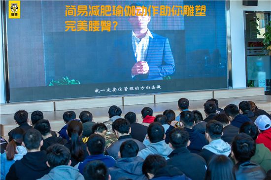 简易减肥瑜伽动作助你雕塑完美腰臀？