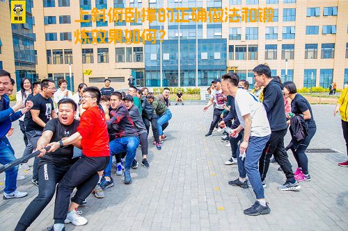 上斜俯卧撑的正确做法和锻炼效果如何？