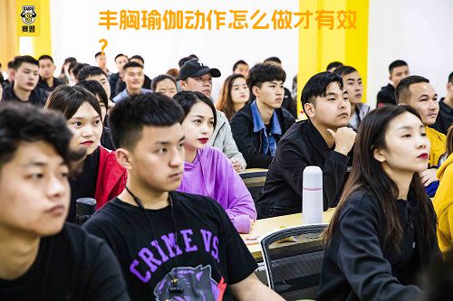 丰胸瑜伽动作怎么做才有效？